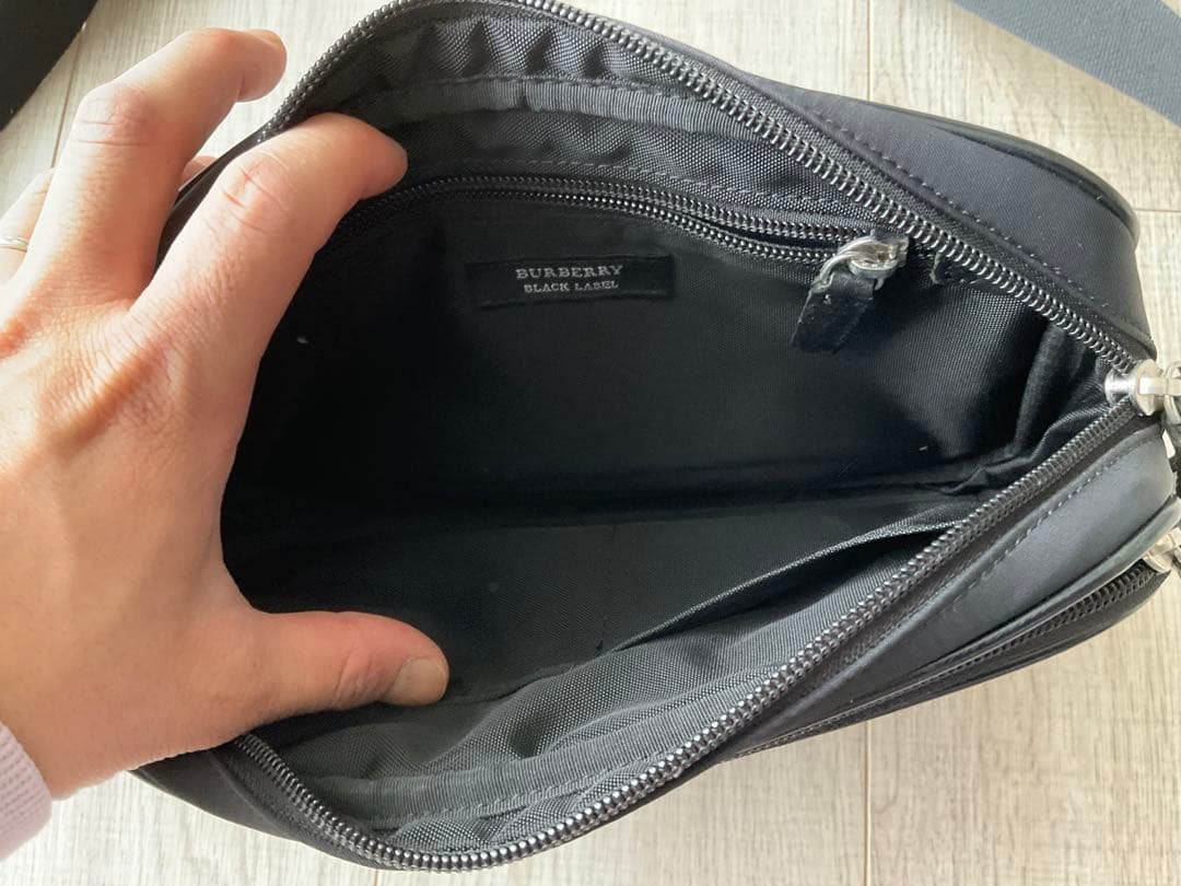 Burberry Black Label ボディバッグ